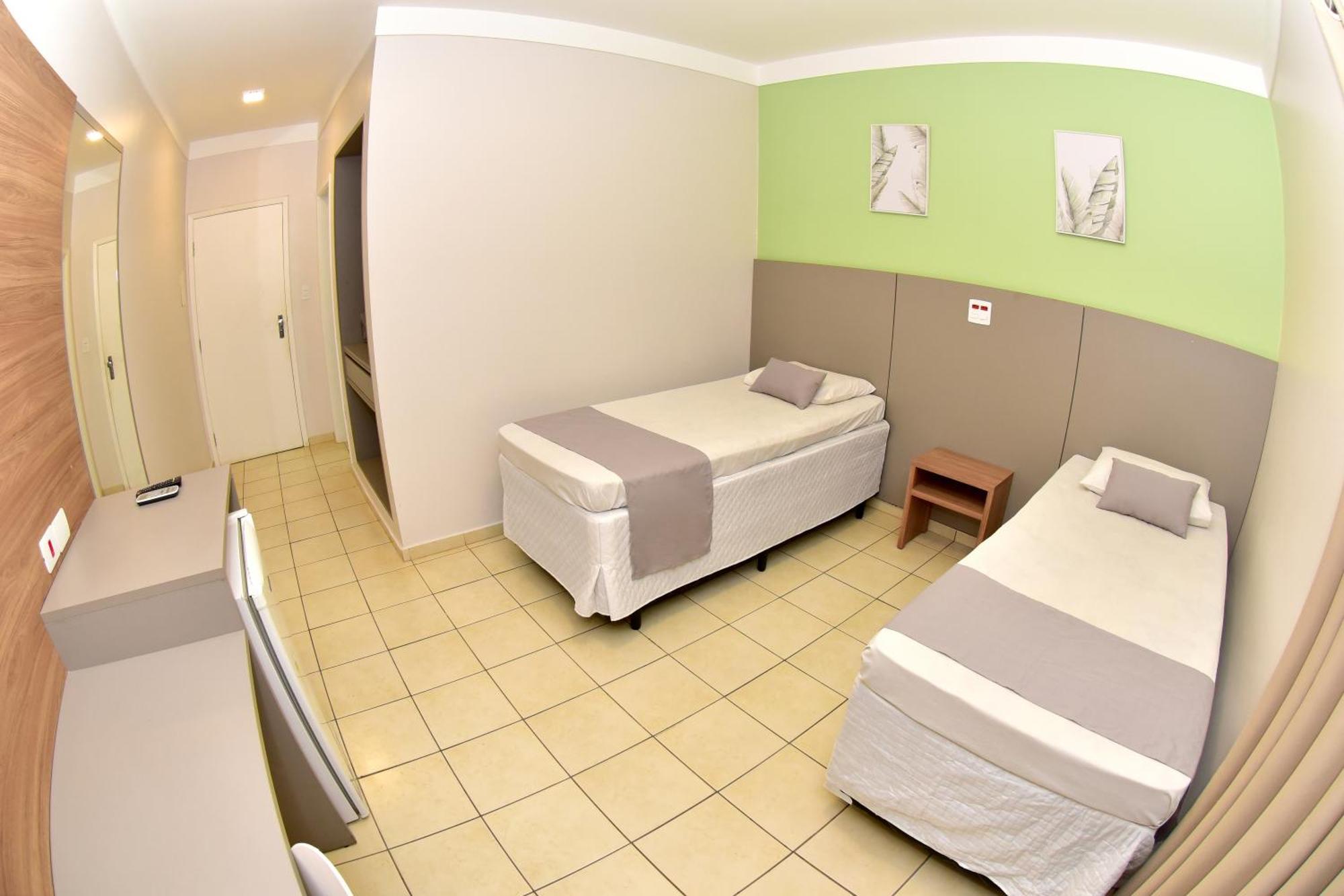 Liv Hotel Porto Ferreira Bilik gambar
